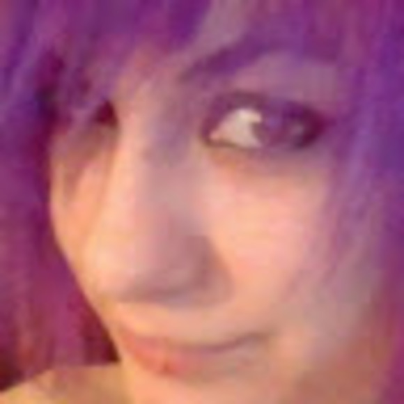 Meet your Posher, Alexandra - Picture 1 of 1